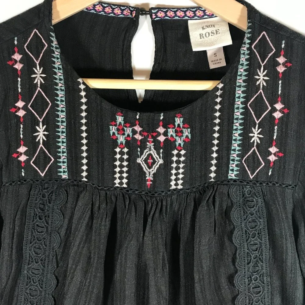 Knox Rose Women's Small Black Embroidered 3/4 Bell Long Sleeve Blouse - Picture 9 of 12